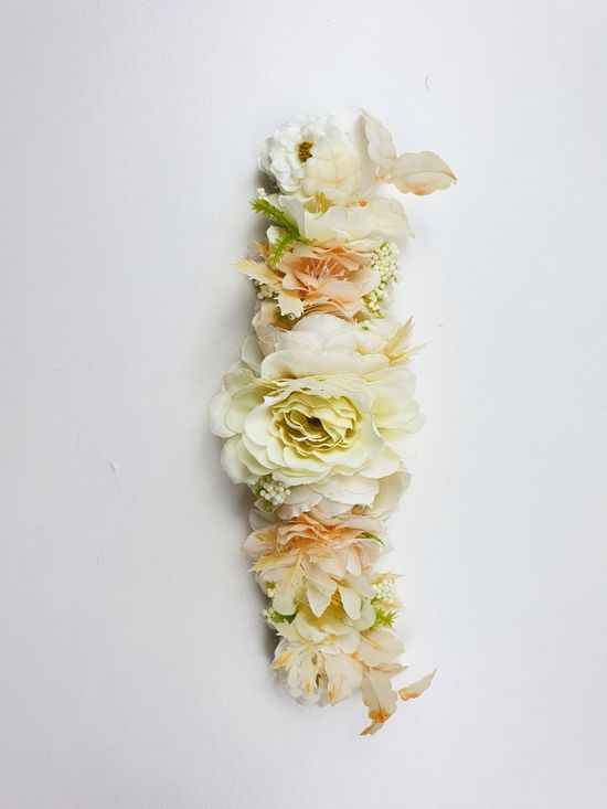 Blütenstück Weiß/Cream mit Klett